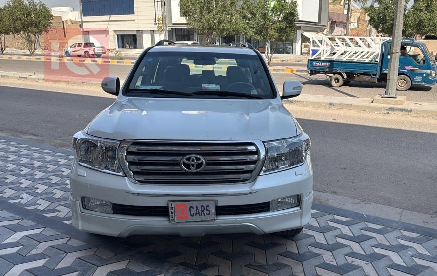 تويوتا لاندكروزر